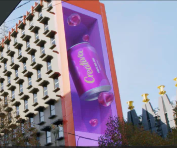 What is 3D anamorphic advertising on big screens? 